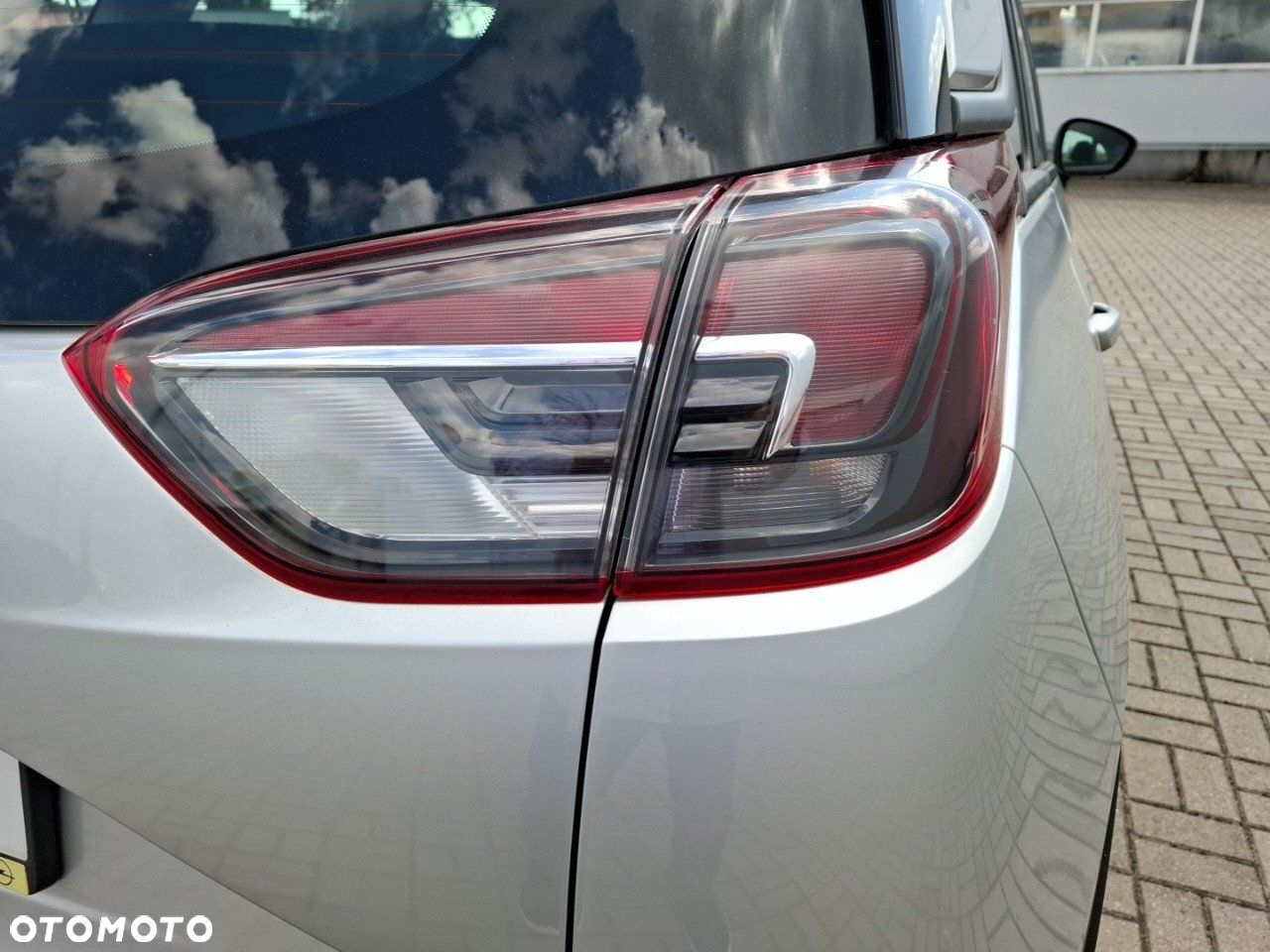 Opel Crossland X - 17