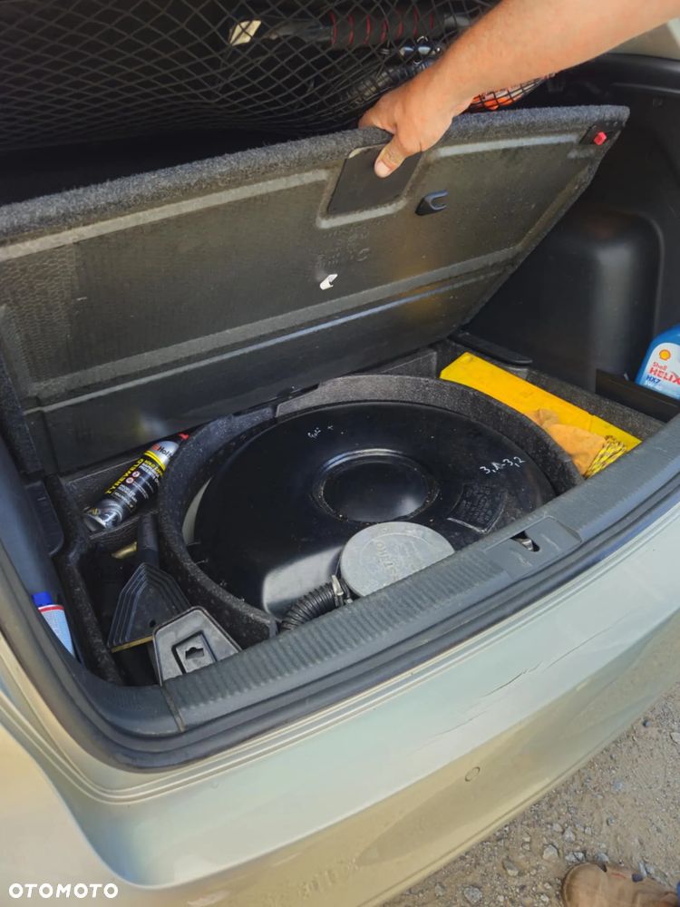 Volkswagen Golf Plus - 10