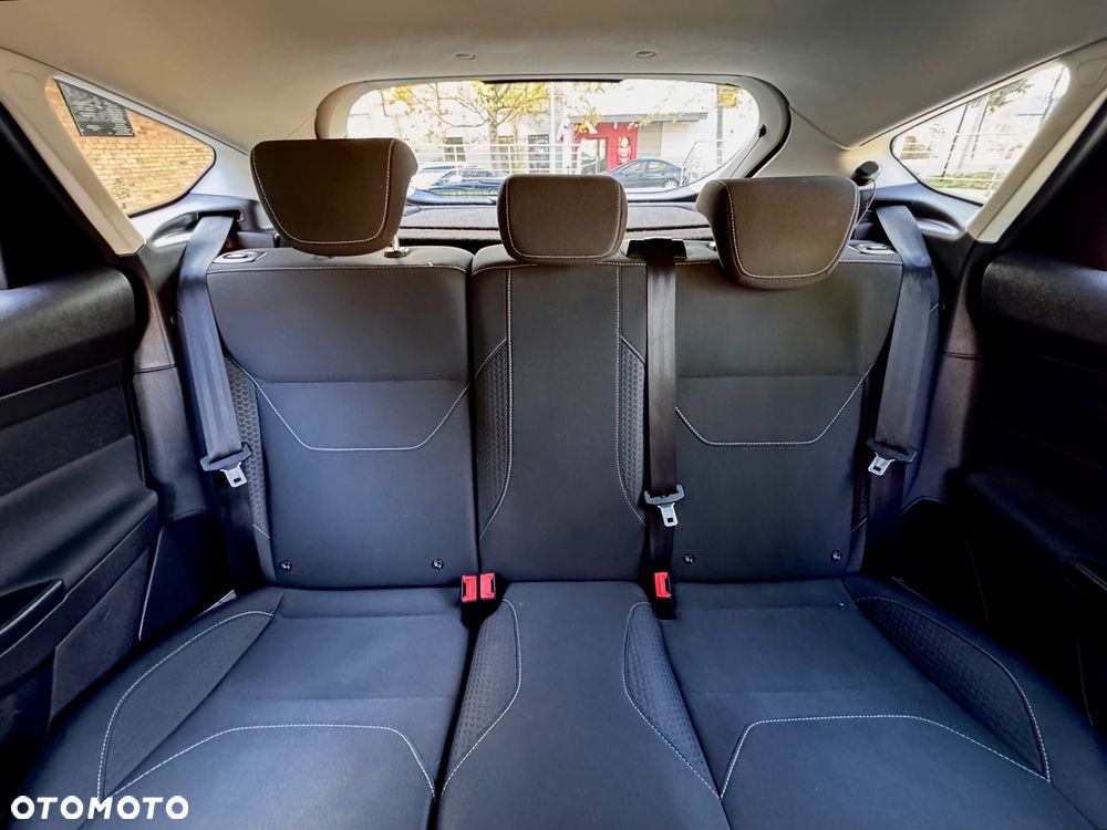 Ford Focus 1.0 EcoBoost Titanium - 12