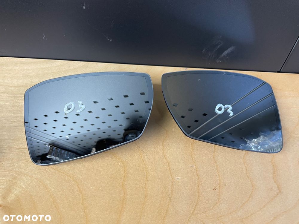 OCTAVIA III wkład szkło  lusterka  fotochrom prawy lub lewy