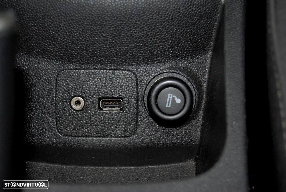 Ford Fiesta 1.5 TDCi Titanium - 29