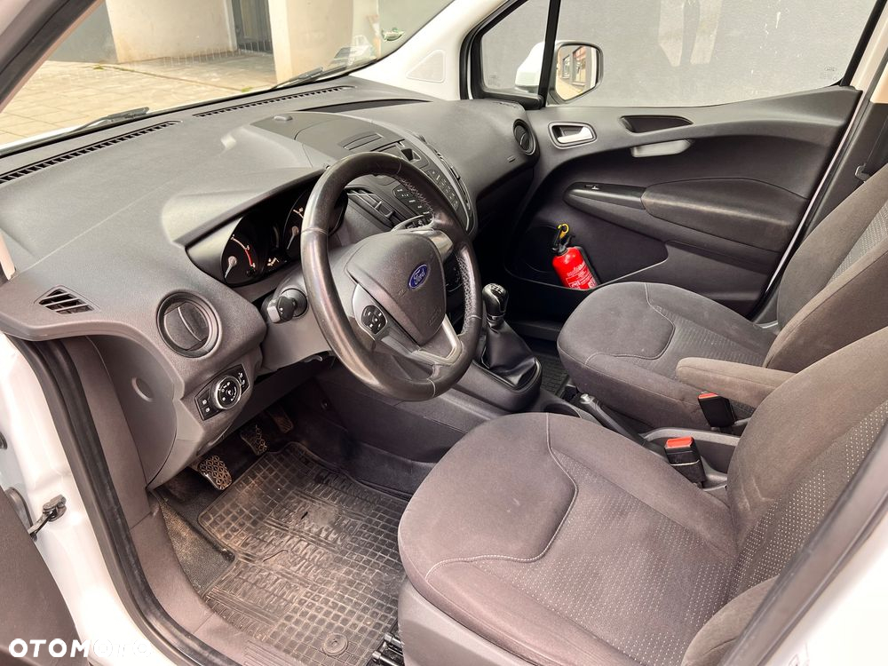 Ford Transit Courier - 7