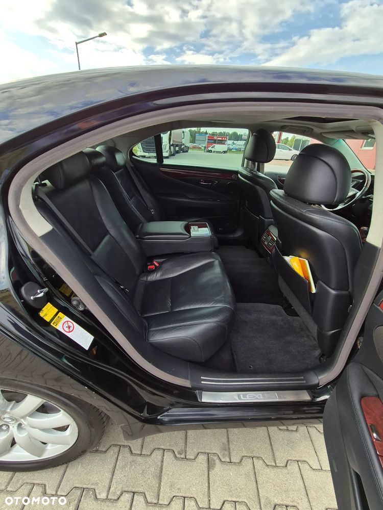Lexus LS 460 Elegance - 10