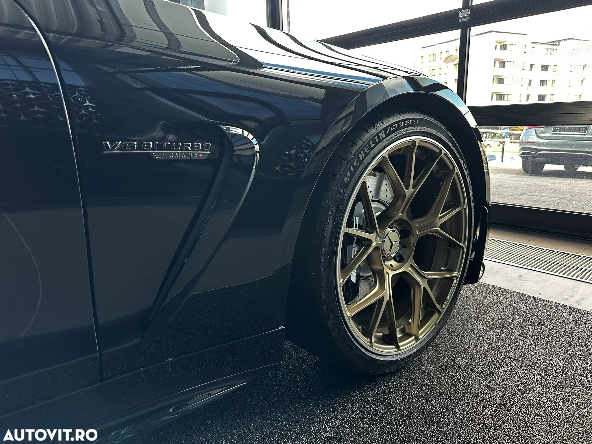 Mercedes-Benz AMG - 22