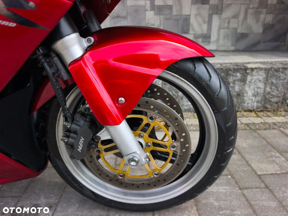 Honda CBR - 9