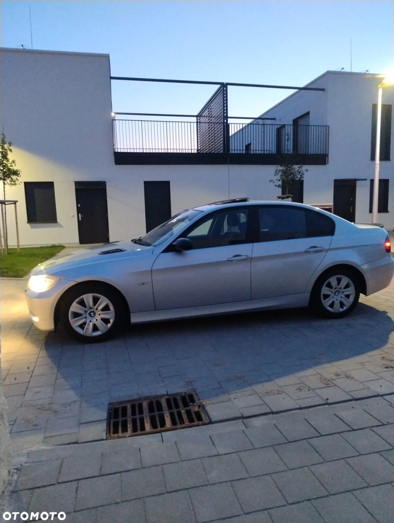BMW Seria 3 318i - 31
