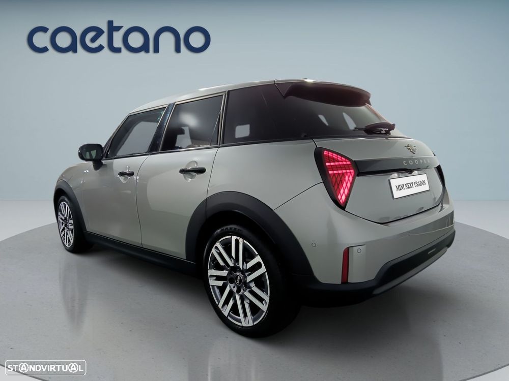 MINI 3 Portas Cooper C Classic M - 4