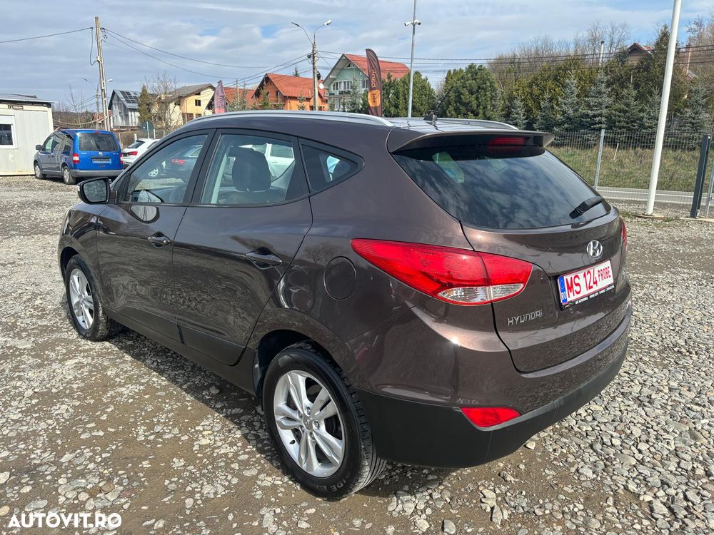 Hyundai ix35 2.0 CRDI 4WD Comfort - 6