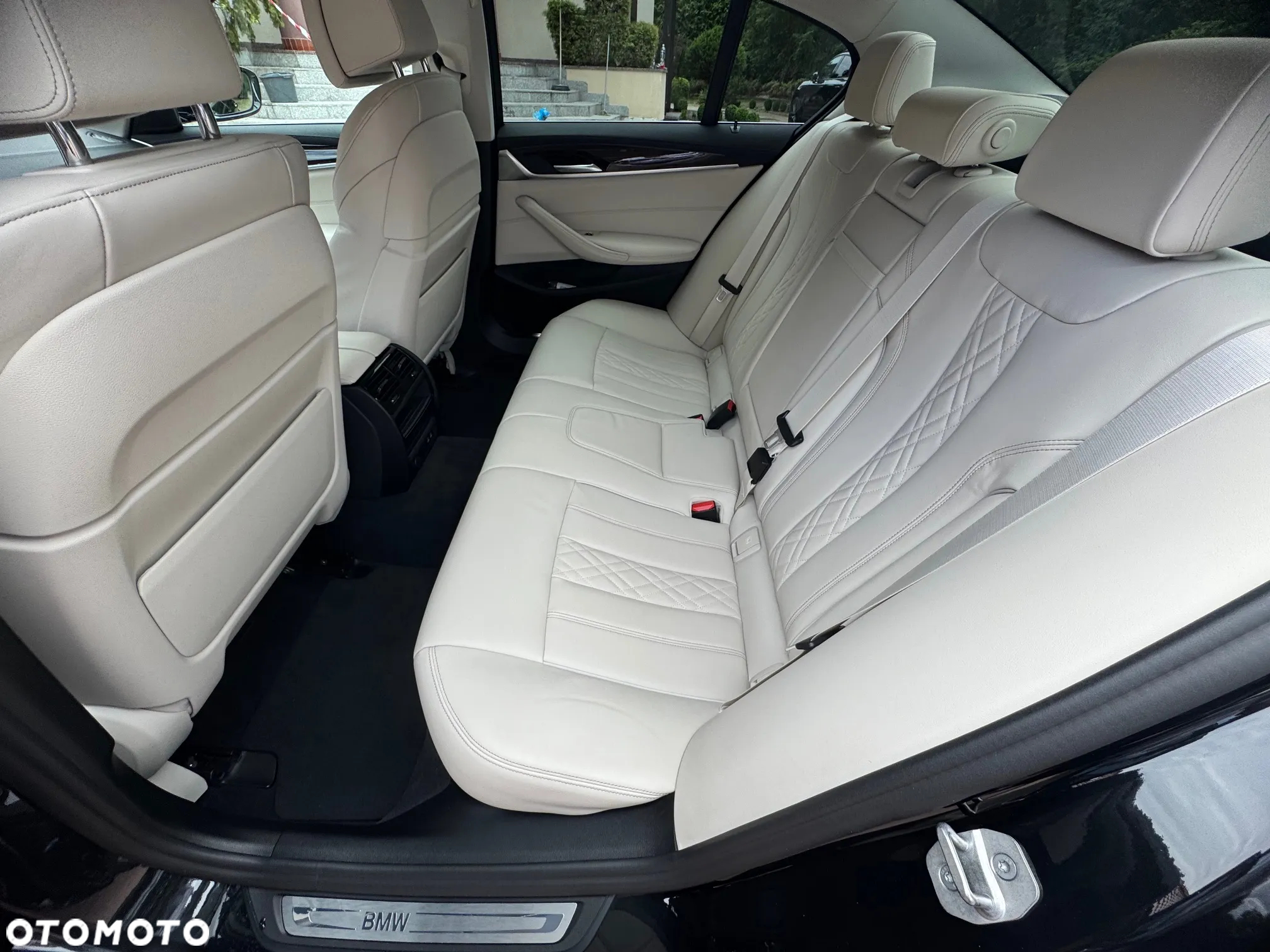 BMW Seria 5 545e xDrive - 10