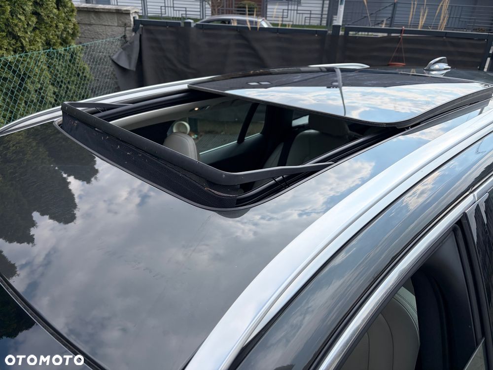 Volvo V60 T6 AWD Recharge Geartronic Inscription - 16