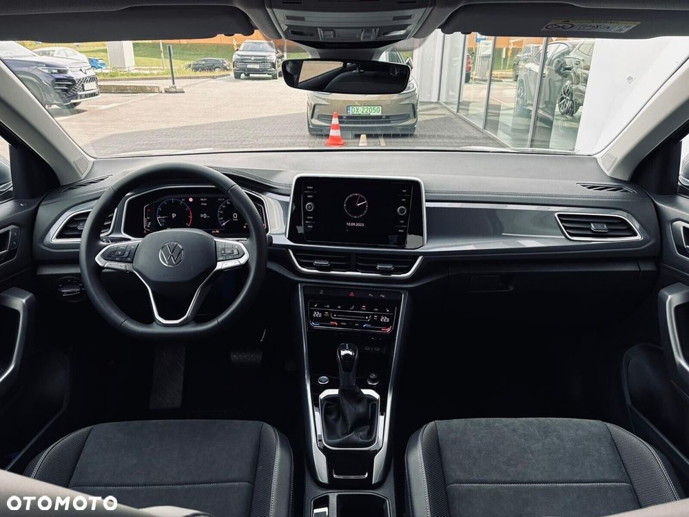 Volkswagen T-Roc - 9