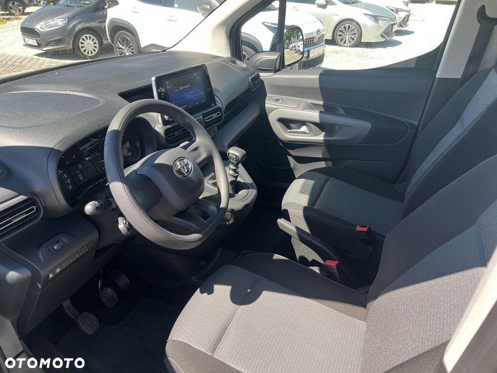 Toyota Proace City Verso Long 1.2 D-4T Business - 14
