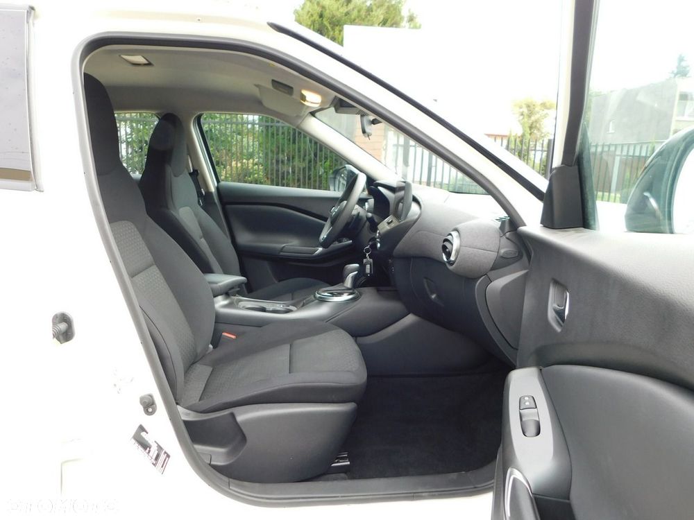 Nissan Juke 1.0 DIG-T Acenta DCT - 10