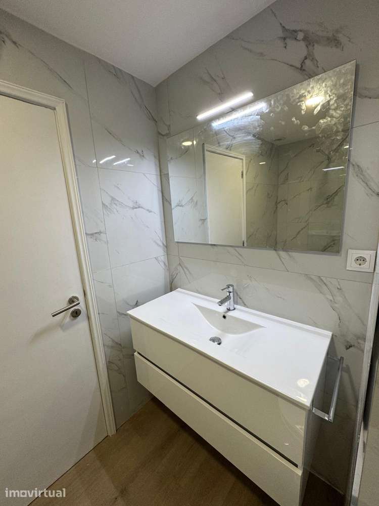 Apartamento T2 com garagem em Ermesinde - Grande imagem: 4/5