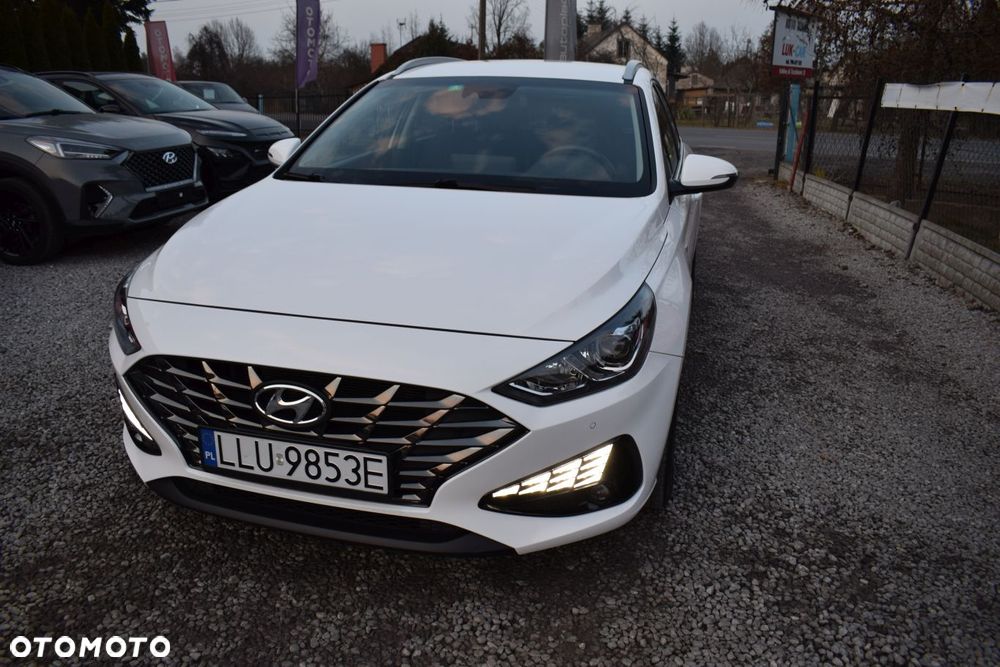 Hyundai i30 1.5 T-GDI 48V-Hybrid DCT Prime - 1