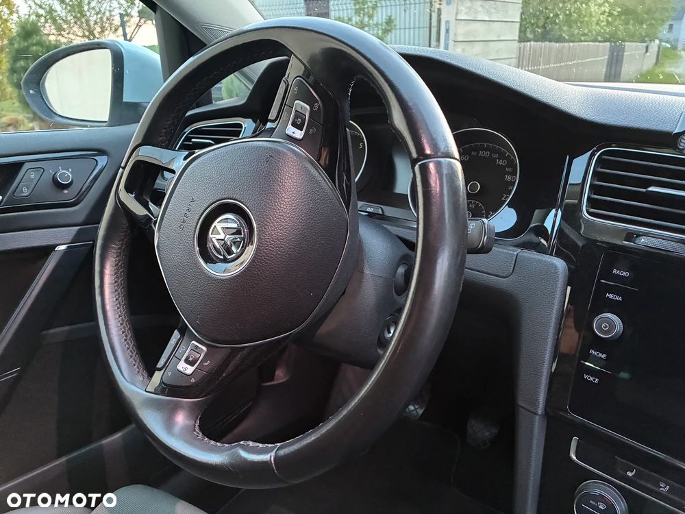 Volkswagen Golf 1.4 TSI BMT Highline - 33