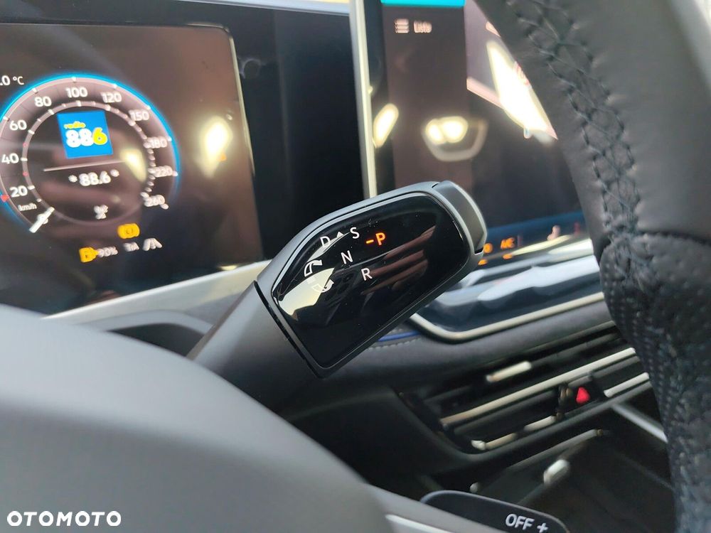 Volkswagen Passat - 20