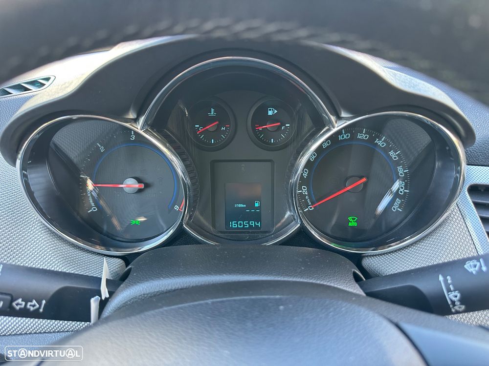 Chevrolet Cruze 2.0 VCDi LT - 21