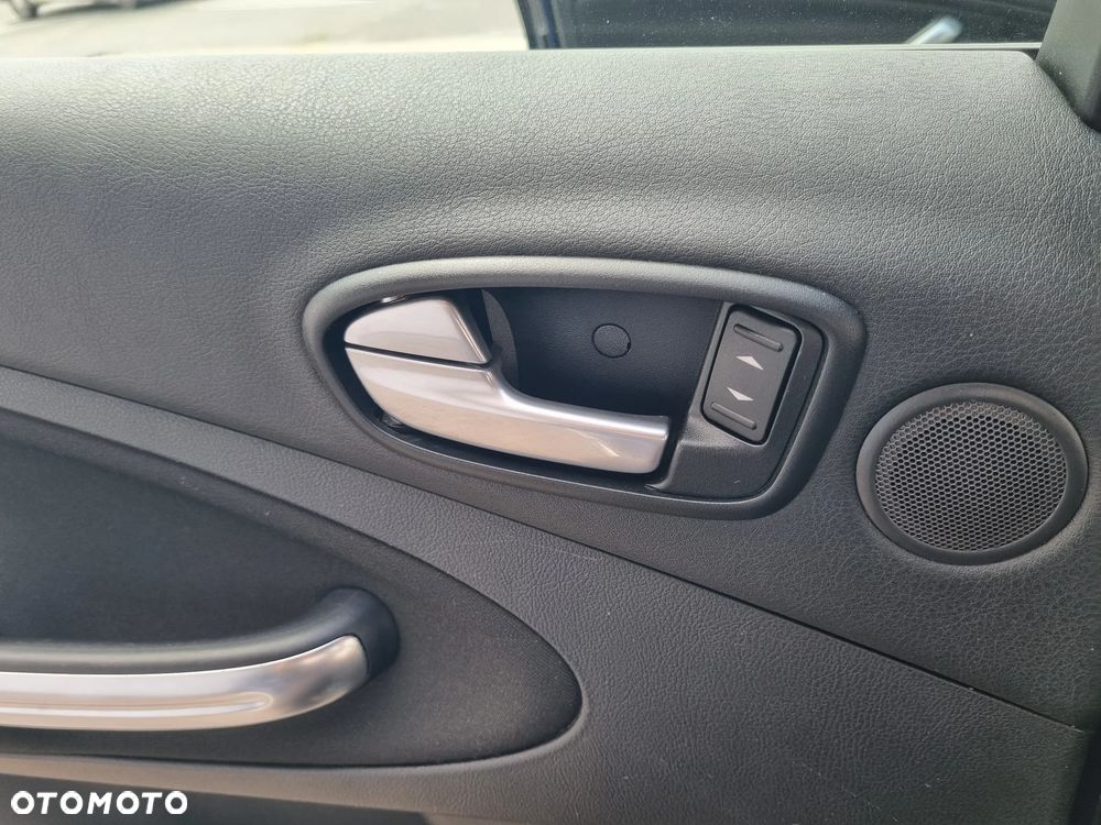 Ford S-Max 2.0 TDCi DPF Titanium - 28