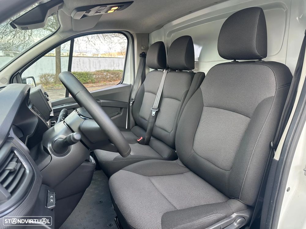 Renault Trafic 2.0DCi 130cv L1H1 - 8