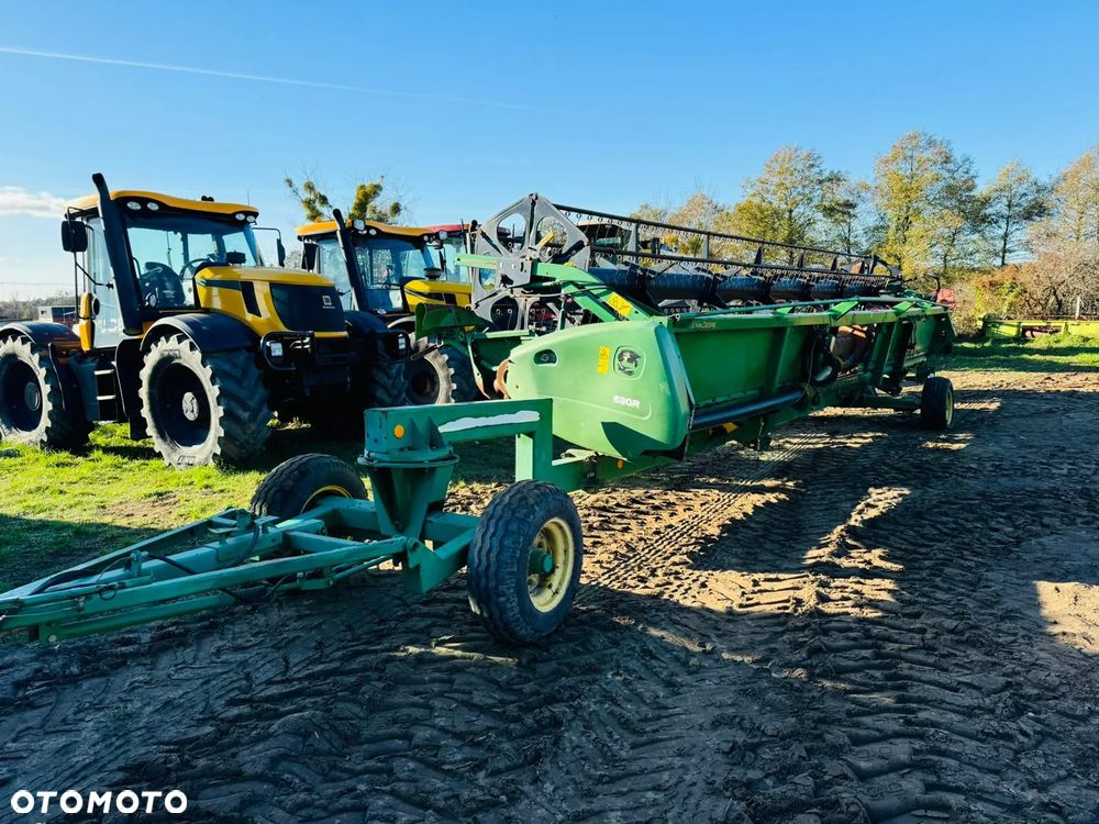 John Deere 630R - 11