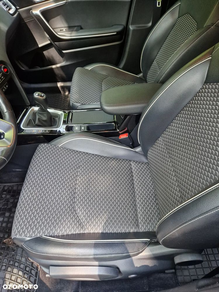 Kia Ceed 1.5 T-GDI L - 34
