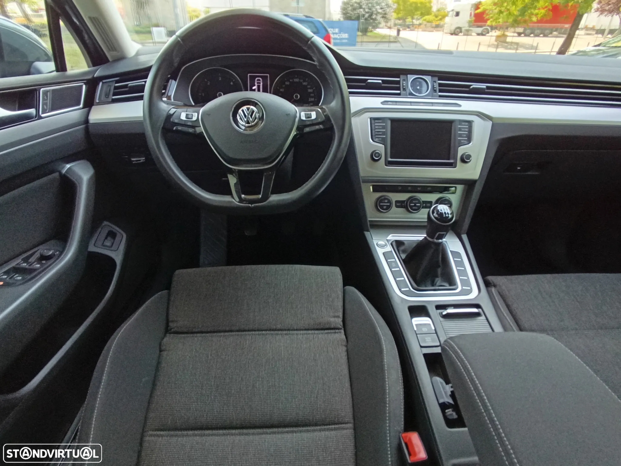 VW Passat Variant 1.6 TDI Highline - 7