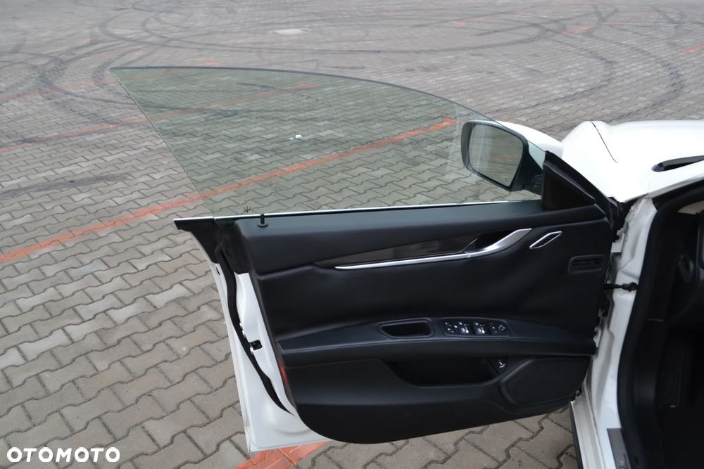 Maserati Ghibli Automatik - 16