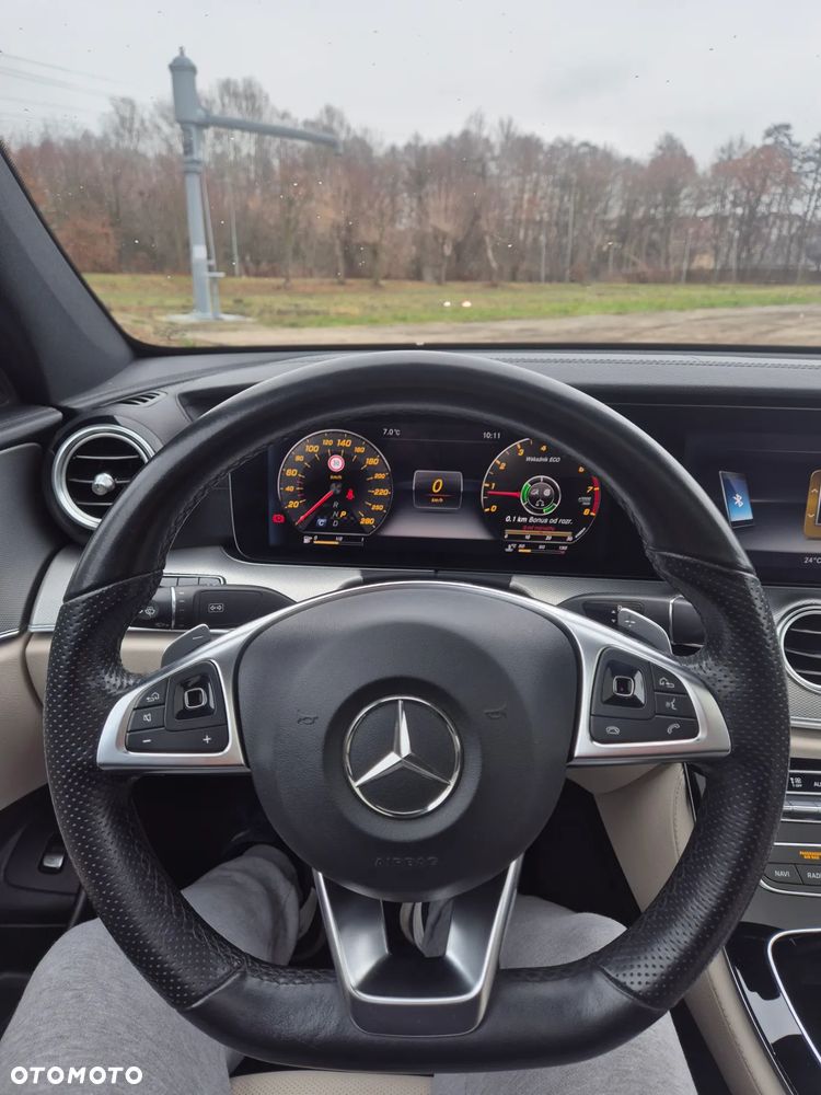 Mercedes-Benz Klasa E - 6