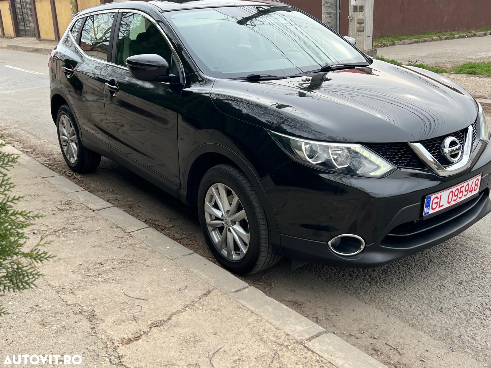 Nissan Qashqai 1.6 DCI Start/Stop X-TRONIC N-Connecta - 2