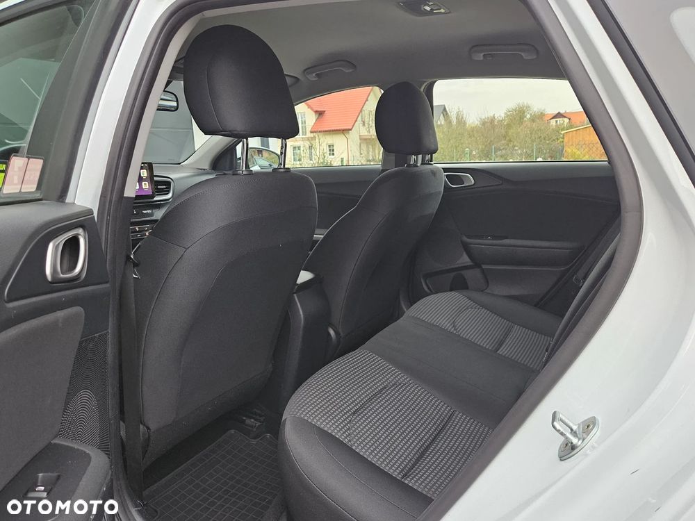 Kia Ceed 1.4 S - 36