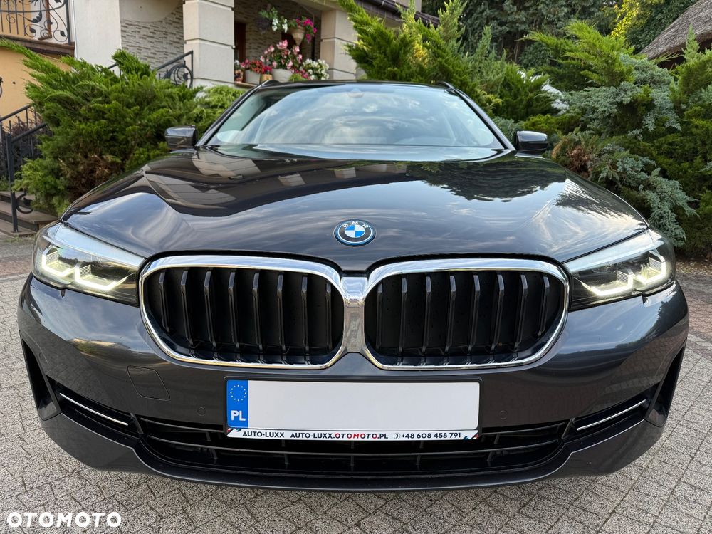 BMW Seria 5 530e xDrive Luxury Line sport - 14