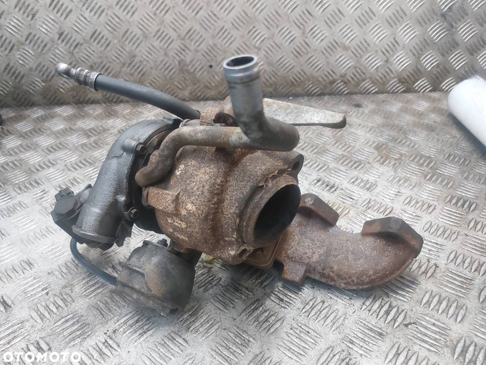 TURBOSPRĘŻARKA TURBINA USZKODZONA BMW E39 520D M47 - 1