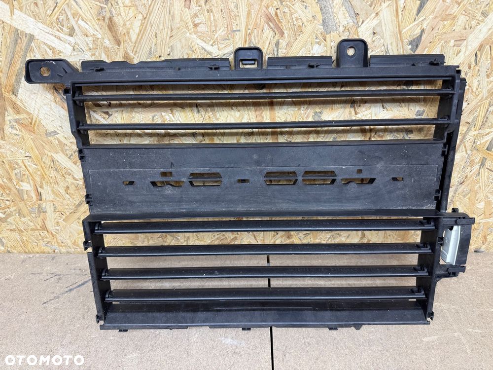 ROLETA ŻALUZJA POWIETRZA KIEROWNICA OPEL MOKKA B CORSA F 5877R1001A 1138316XX - 5