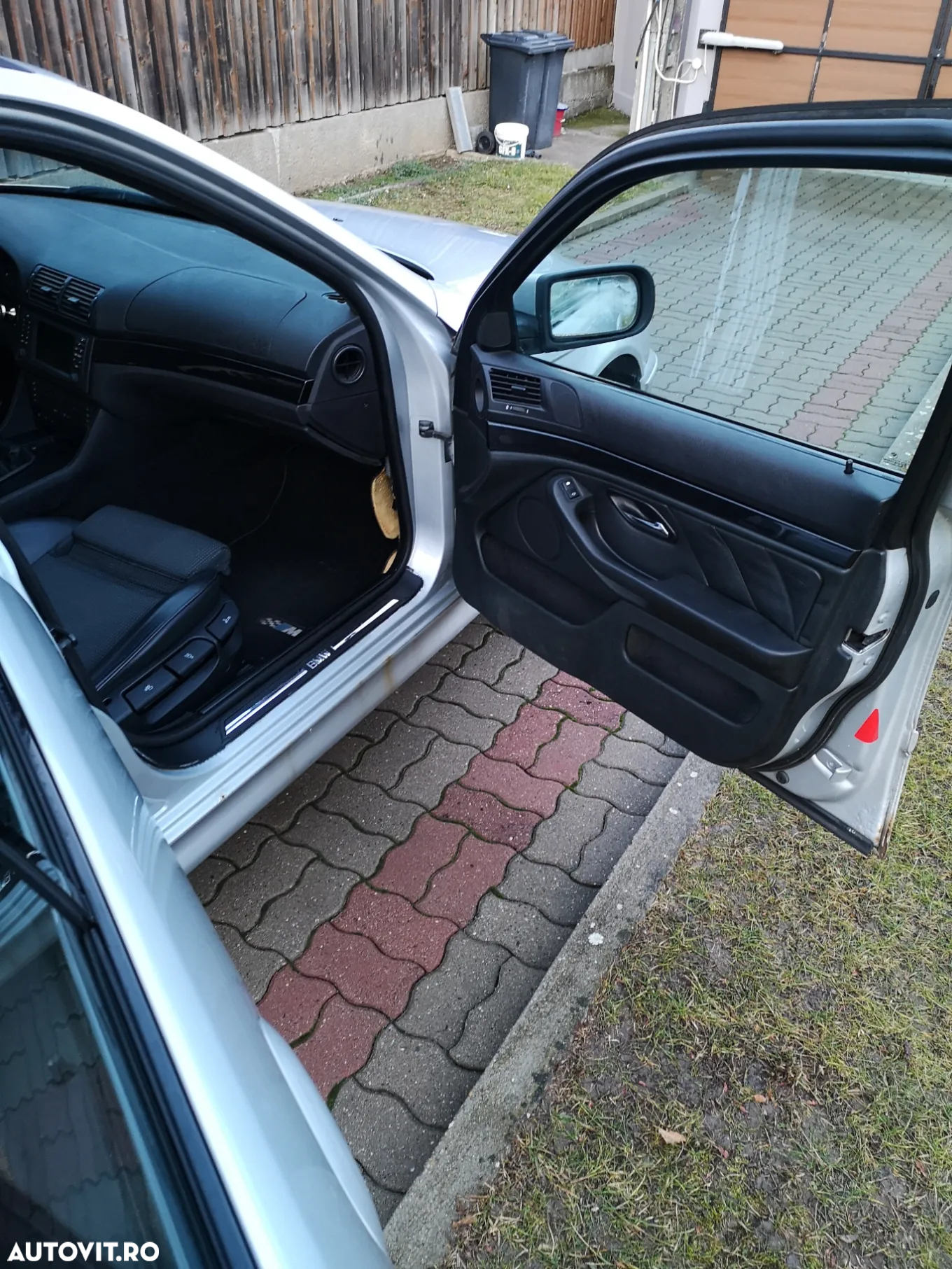 BMW Seria 5 530i Touring - 16