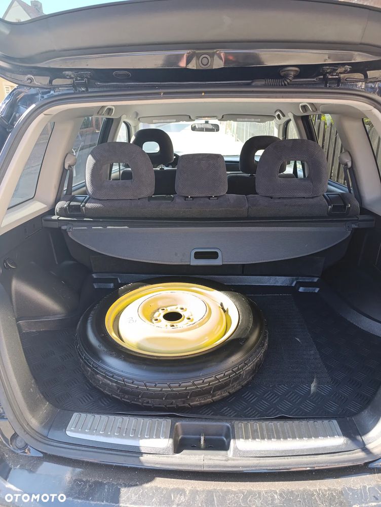 Mitsubishi Outlander 2.0 Comfort 4WD - 6