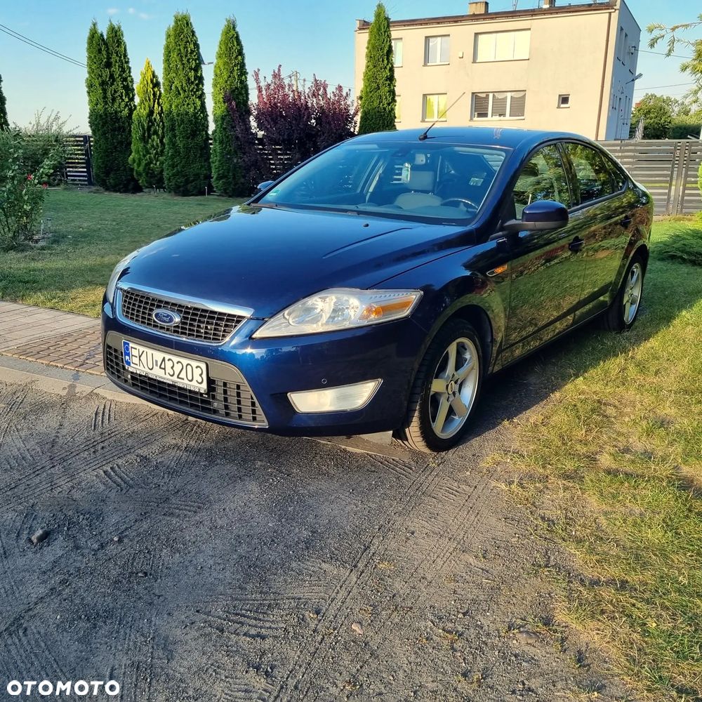 Ford Mondeo 2.0 Ambiente - 27