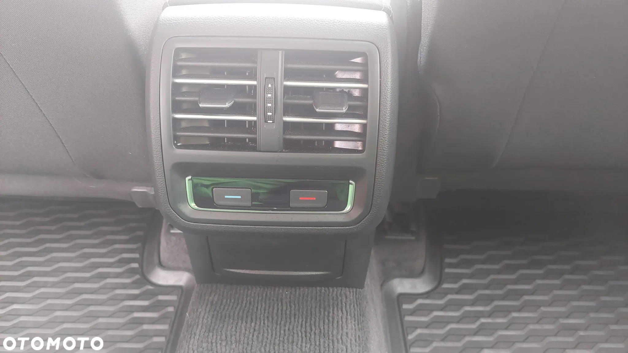 Volkswagen Passat Variant 1.6 TDI (BlueMotion Technology) Trendline - 20