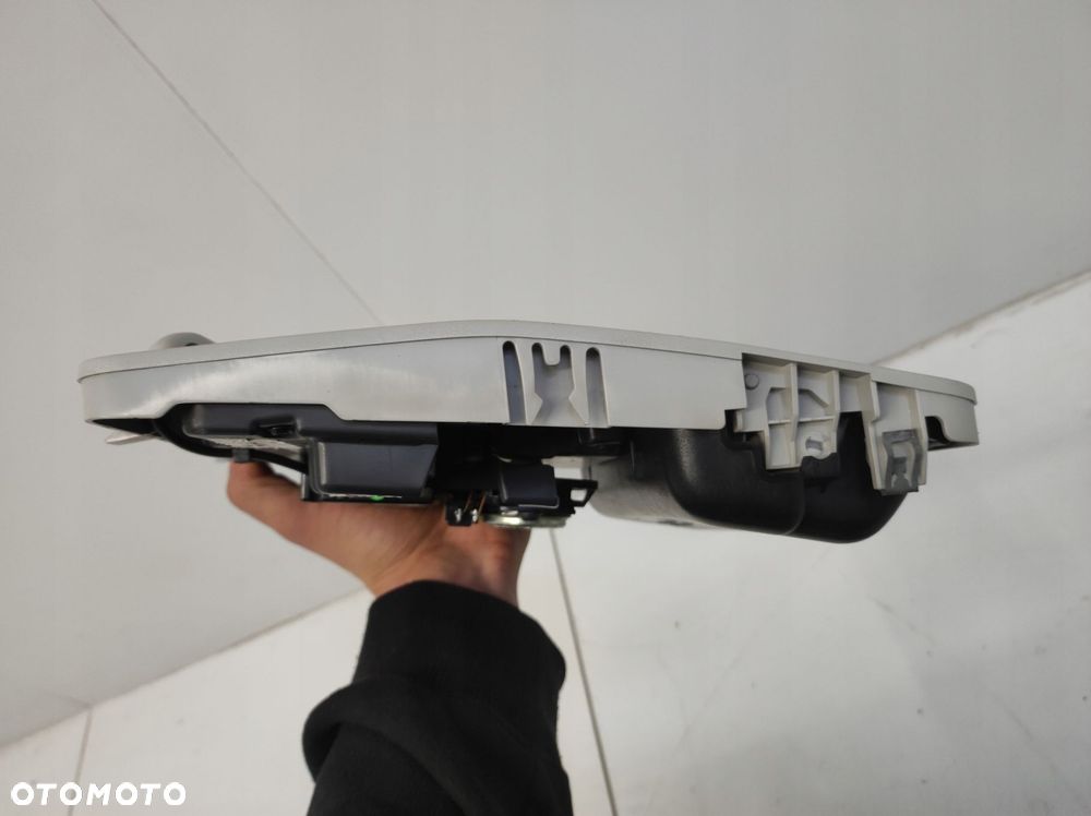 lampka oświetlenie kabiny podsufitki land rover discovery sport l550 v 5 - 11