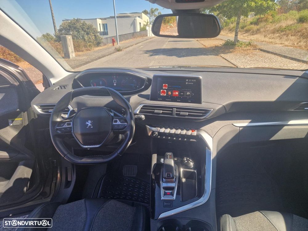 Peugeot 5008 BlueHDI 120 EAT6 Stop & Start Business Line - 17