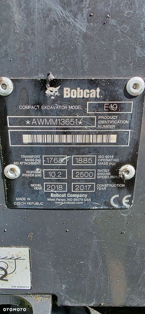 Bobcat E19 - 6