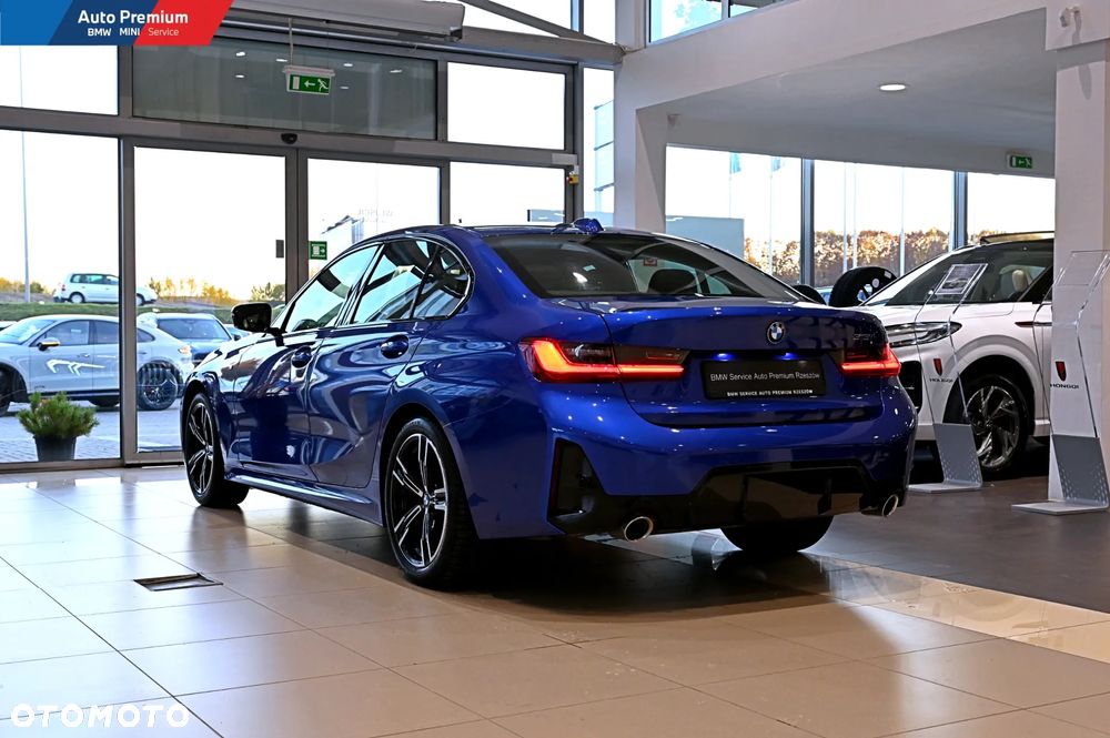 BMW Seria 3 318i M Sport - 19