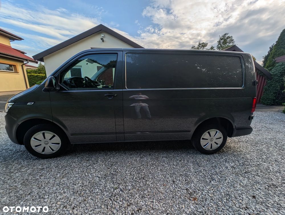 Volkswagen Transporter - 9