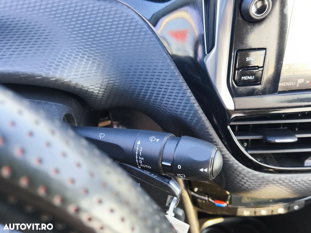 Peugeot 2008 PureTech 110 Stop&Start GT-Line Edition - 34