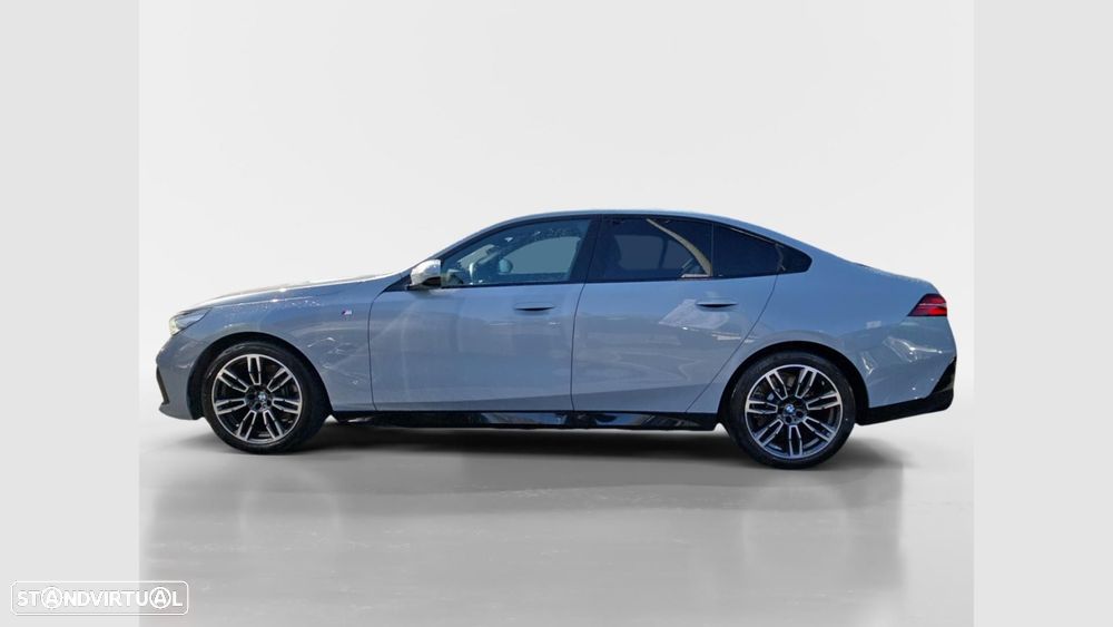 BMW 520 d Pack Desportivo M - 6