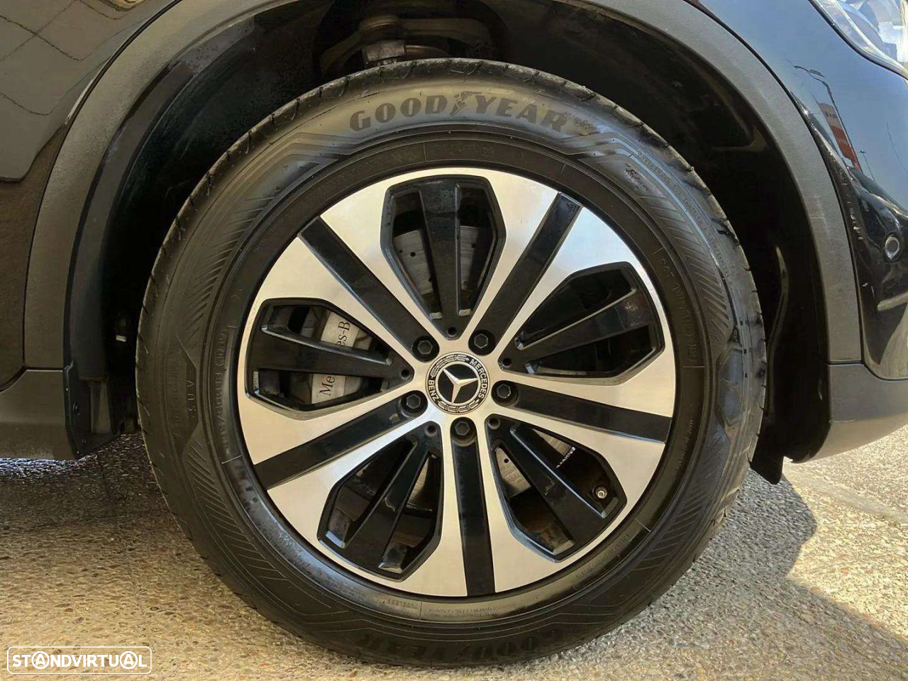 Mercedes-Benz GLC 300 de 4Matic - 17