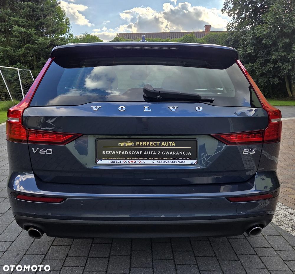 Volvo V60 B3 B DKG Momentum Pro - 10