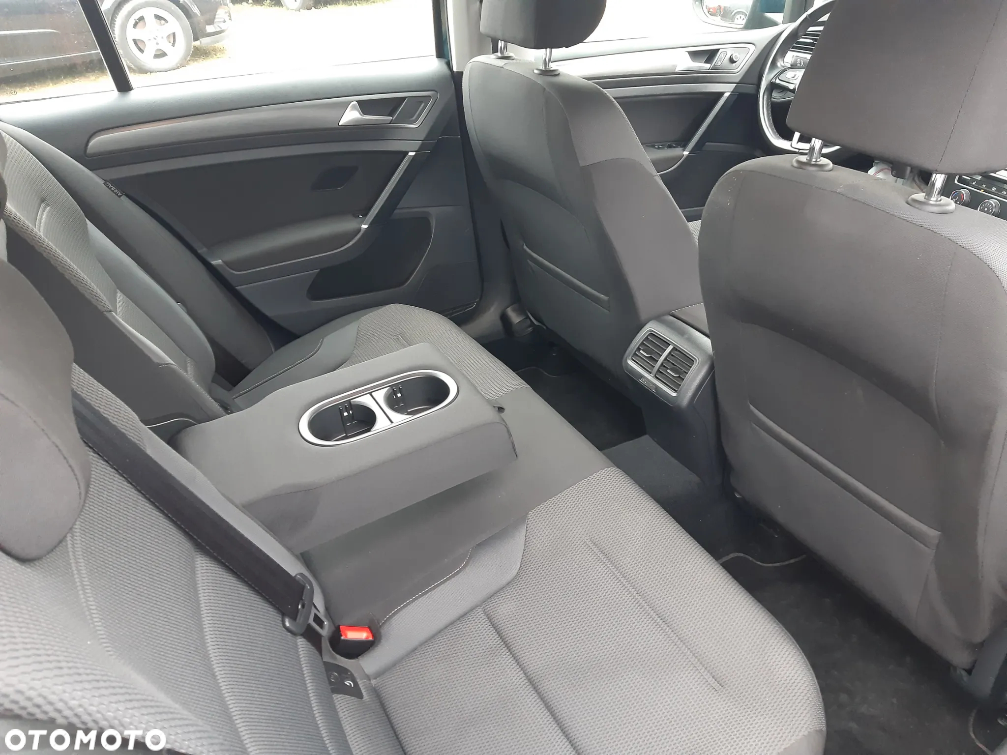 Volkswagen Golf VII 1.4 TSI BMT Comfortline - 17