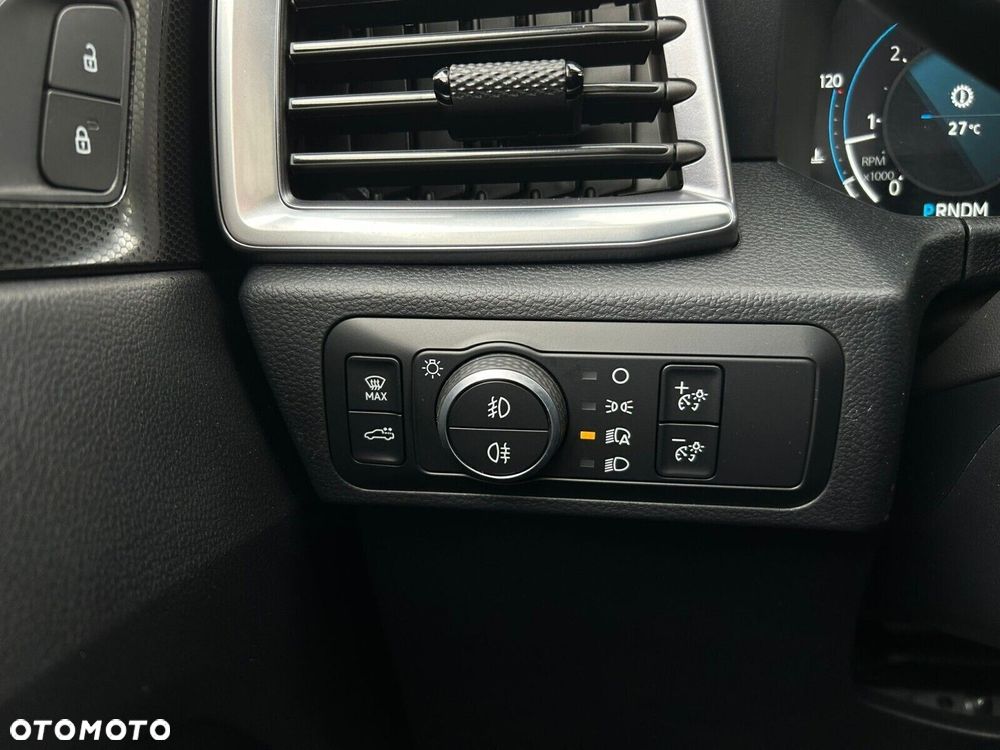 Volkswagen Amarok - 26