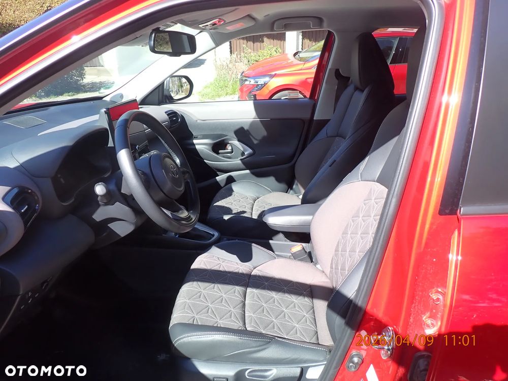 Toyota Yaris Cross Hybrid 1.5 Executive - 3